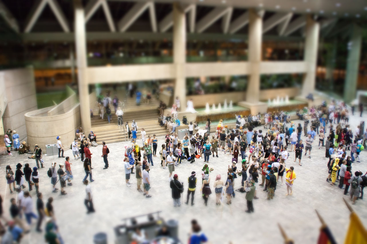 second tilt-shift simulation experiment, crowd looks like little toys